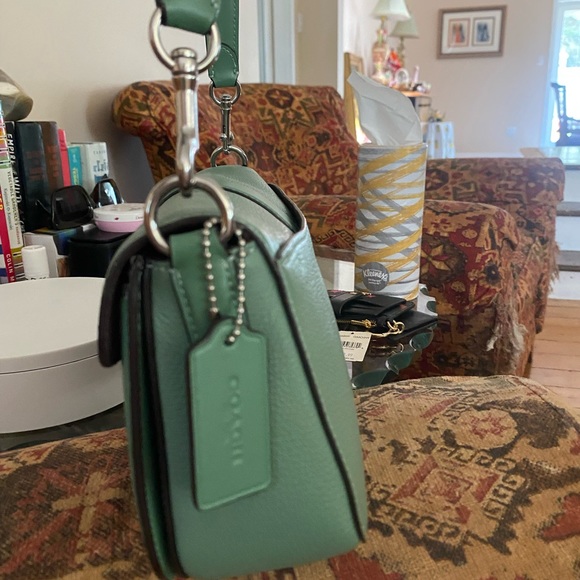 Coach Georgie Mint Green Bag With Straps NWT - Picture 4 of 11